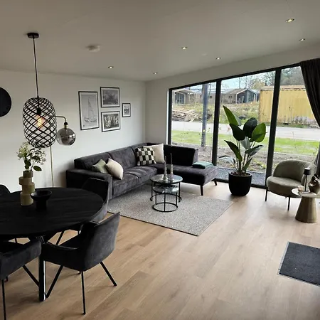 Enkhuizer Enkhuizer Hof Nr 453 * Enkhuizen