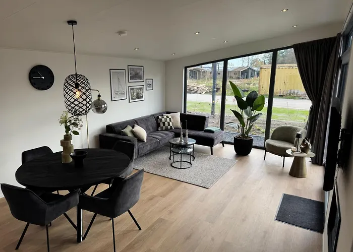 Enkhuizer Enkhuizer Hof Nr 453 * Enkhuizen